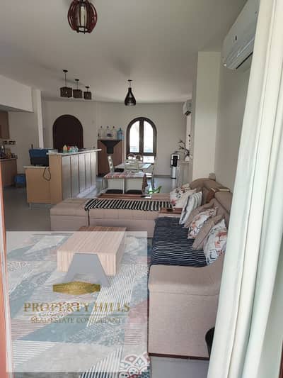with old price villa on marasi fully finished ready now dierct view lake and pool cash 42000.000