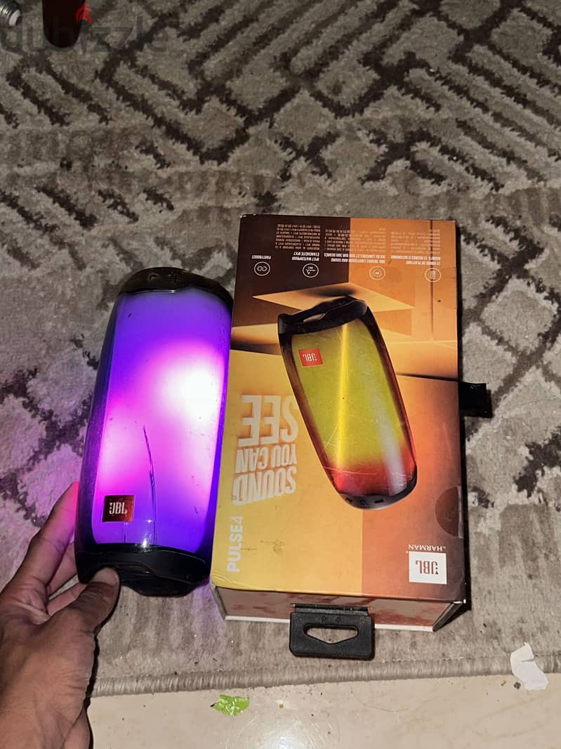 JBL PULSE 4 used 3