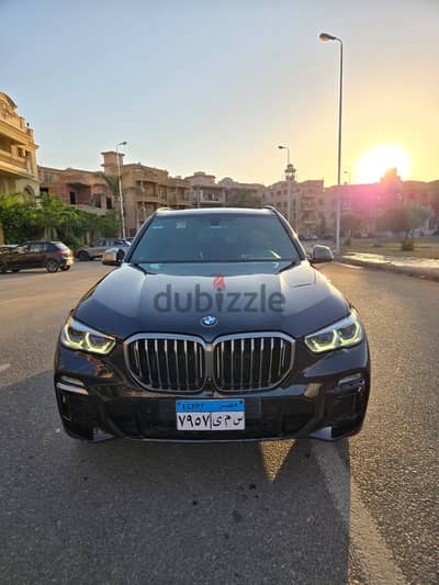 BMW X5 للإيجار — موديل   فخامة على الطريق