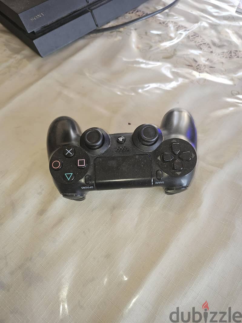 ps4 with game cds 2