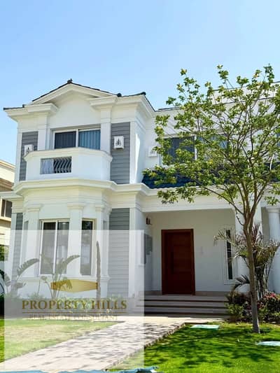 The last villa at the old price in the heart of the Fifth Settlement, fully finished, ready for immediate delivery, ready for living from today and inspection