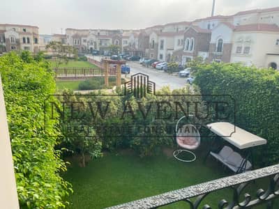 تاون هاوس كورنر تشطيب الترا سوبر لوكس للبيع فى في ديفينا جاردنز Divina gardens فى موقع مميز جدا فيو حمام سباحة و لاند سكيب جاهزة على الاستلام الفورى