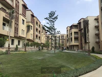 Apartment for rent (180 sqm + 84 sqm garden) in Green 5 Compound, located on the Boulevard Axis, just minutes from the Dahshur Link.