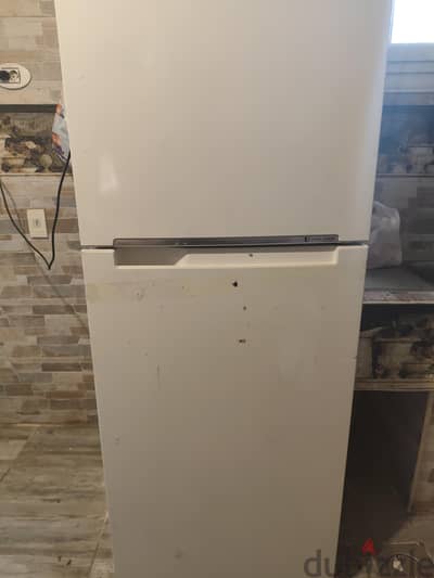 ثلاجة سامسونج Twin Cooling Plus بحالة ممتازة - RT45K5000WW (450 ليتر)