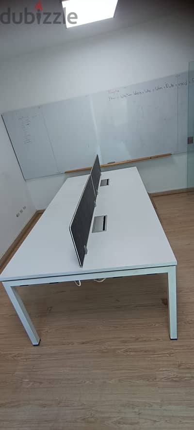 Workstation مودرن