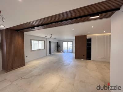 Code SQr293  Apartment for rent in  the square