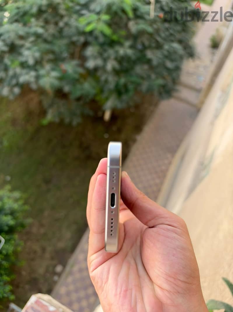 iphone 15 Pro - Mint Condition 2