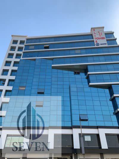 Administrative office for rent, 100 m², licensed, located in Elite Tower, Zahraa El Maadi, excellent location next to the Autostrad Road.