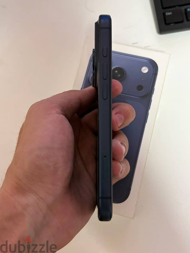 Apple - iPhone 17 Pro 2