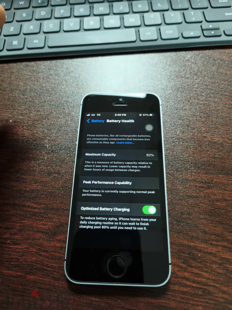 Apple - iPhone SE 1
