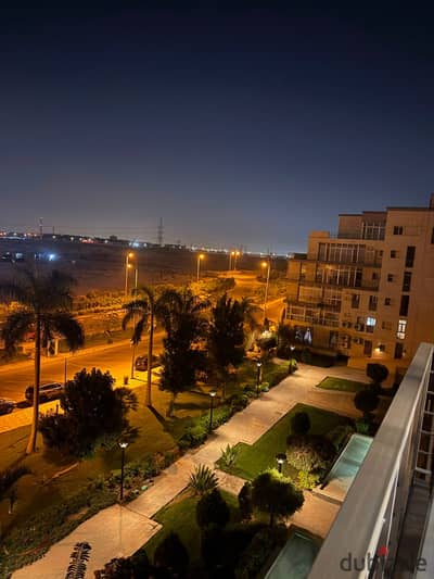 For sale in the finest phases of Madinaty B8, a distinctive group 83 with a garage under the building, an apartment of 149 meters on the fourth floor with an open view of Madinaty Spin towards the North, clearly furnished with furniture and appliances.