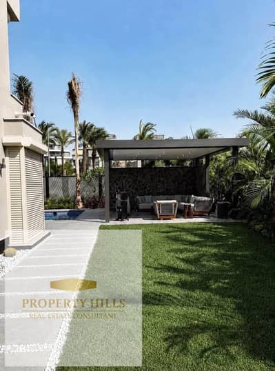 Last twin villa for sale with a discount at a great price in front of Madinaty
