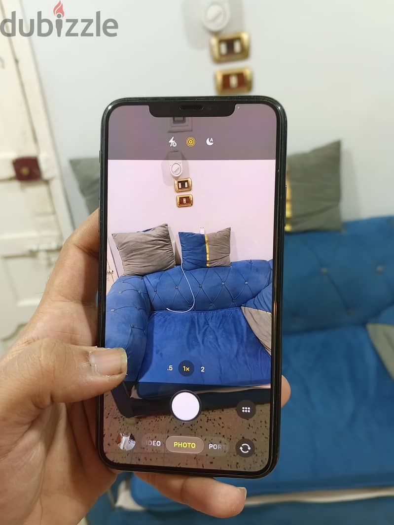Apple - iPhone 11 Pro Max 8