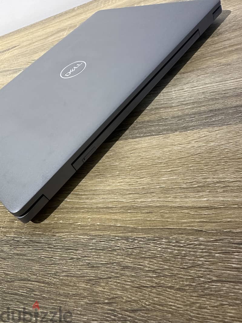Dell latitude 5520 2