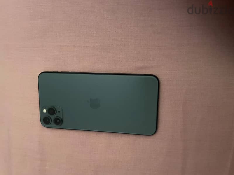 Apple - iPhone 11 Pro Max 3