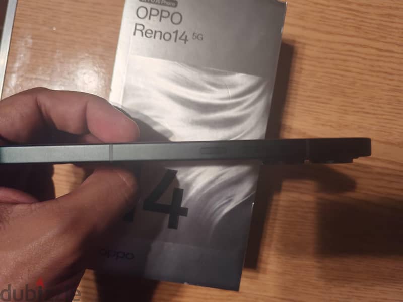 OPPO Reno 14 3