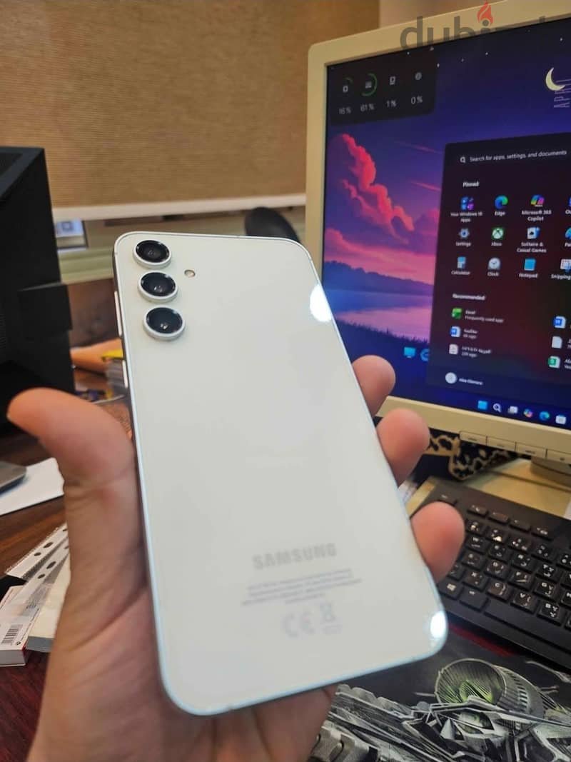 Samsung S23 FE 8