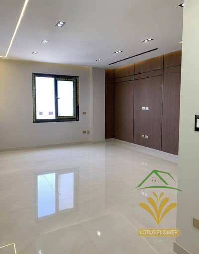 For rent: second number from Al-Nawadi Street, Lotus South neighborhood, next to all malls and services