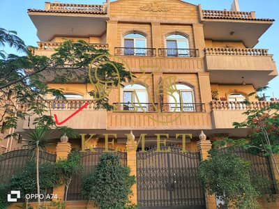 200 sqm apartment in Al Banafseg Villas, 1st floor, 4BR, 2BA, furnished, ultra super lux, 2 terraces. EGP 10.5M with kitchen.