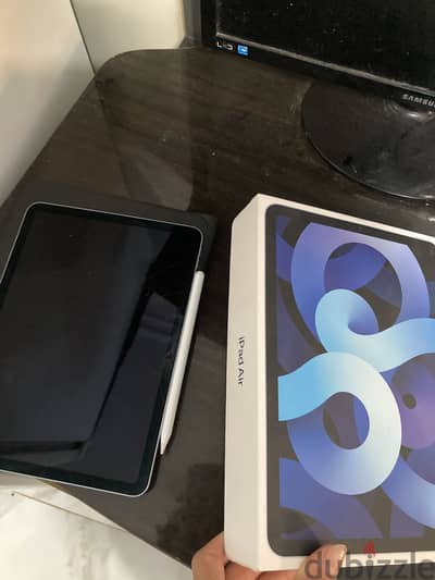 Ipad air 4 in a good condition