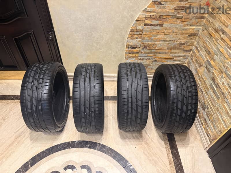 245/40 R19 - 94 VV 2