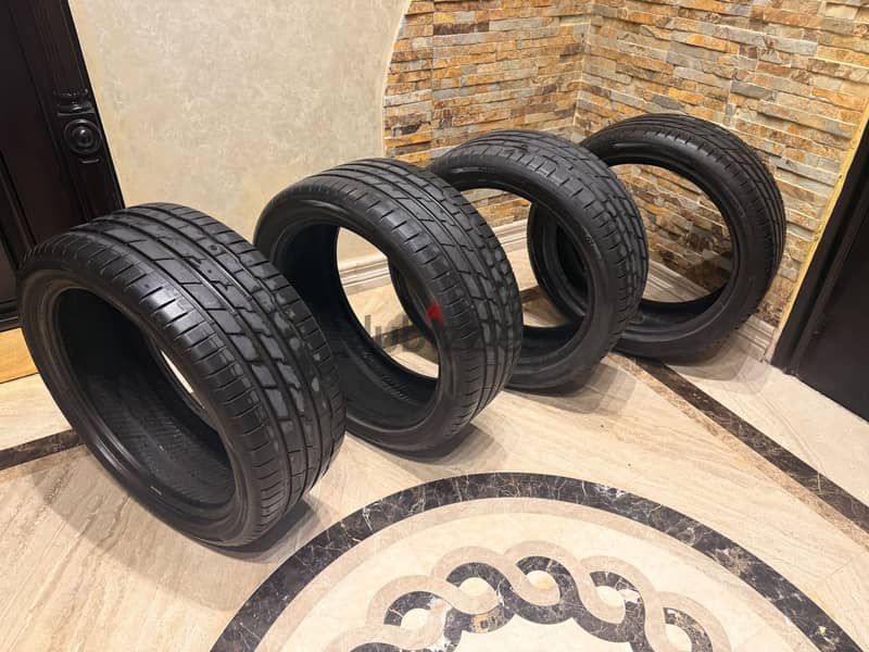 245/40 R19 - 94 VV 5