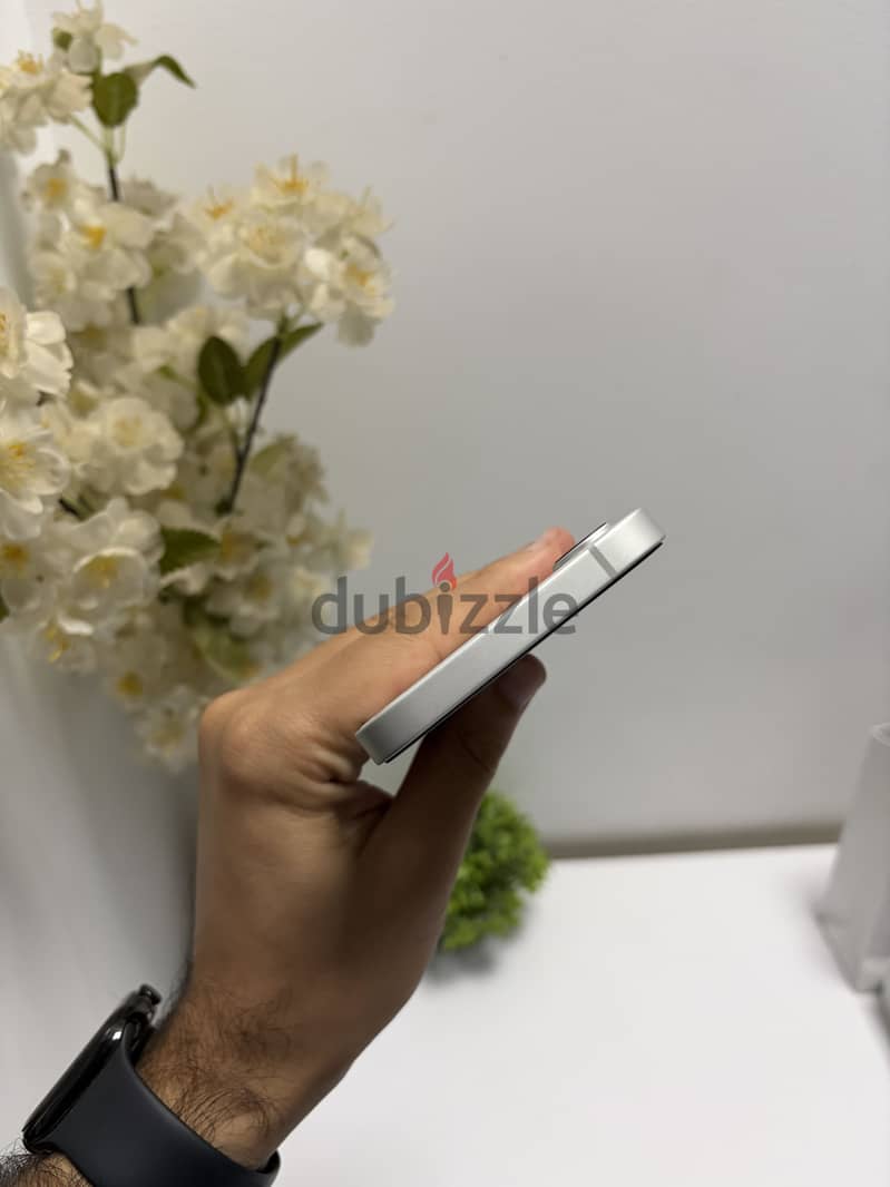 iPhone 17e 256GB 3