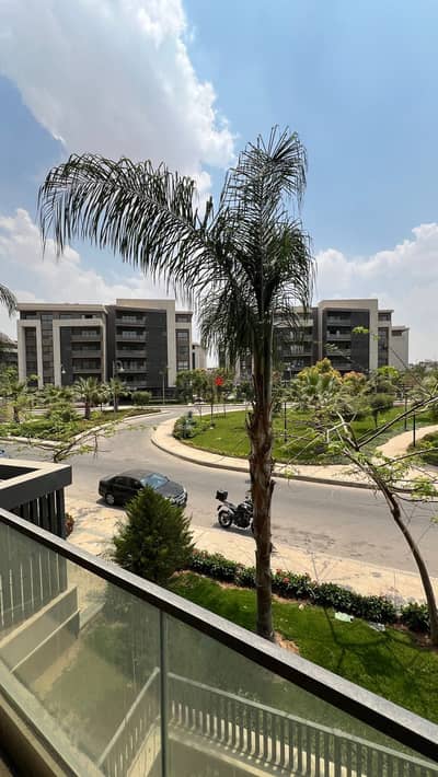 Apartment for rent in Breivada Compound, Madinaty, 84 m, first floor, street view and garden