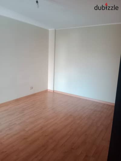 Apartment for sale in Al-Rehab next to the market and services 123 meters at a special price