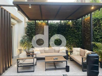 Ground Apartment with Garden for Sale in Eastown Ultra Modern