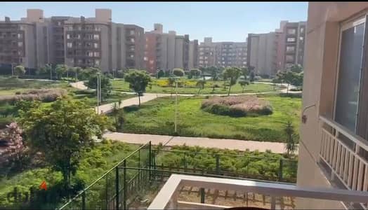 فرصة مميزة شقة 160م للبيع في كمبوند وصال ريزيدنس، لوكيشن مميز وحياة سكنية راقية!