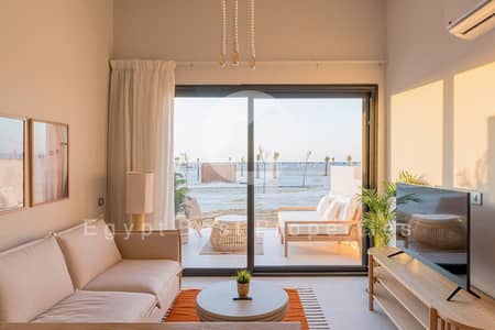 FULLY FINISHED ONE BEDROOM CHALET, DIRECTLY ON THE SEA MARINA 5 NORTH COAST