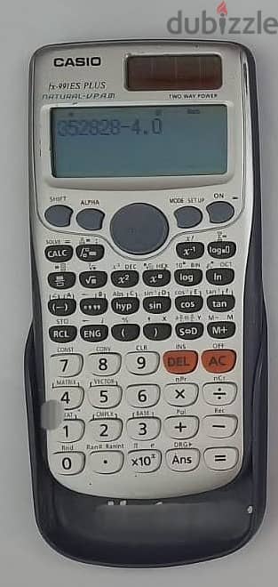 اله حاسبه كاسيو fx 991 الاصليه مستعمله