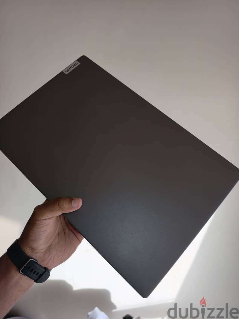 Lenovo idea-pad 5i 1