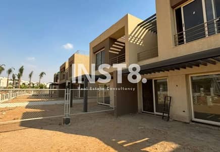Twin House for Sale RTM in Palm Hills New Cairo - with Attractive Price