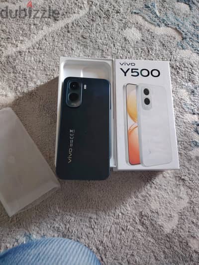 vivo y500