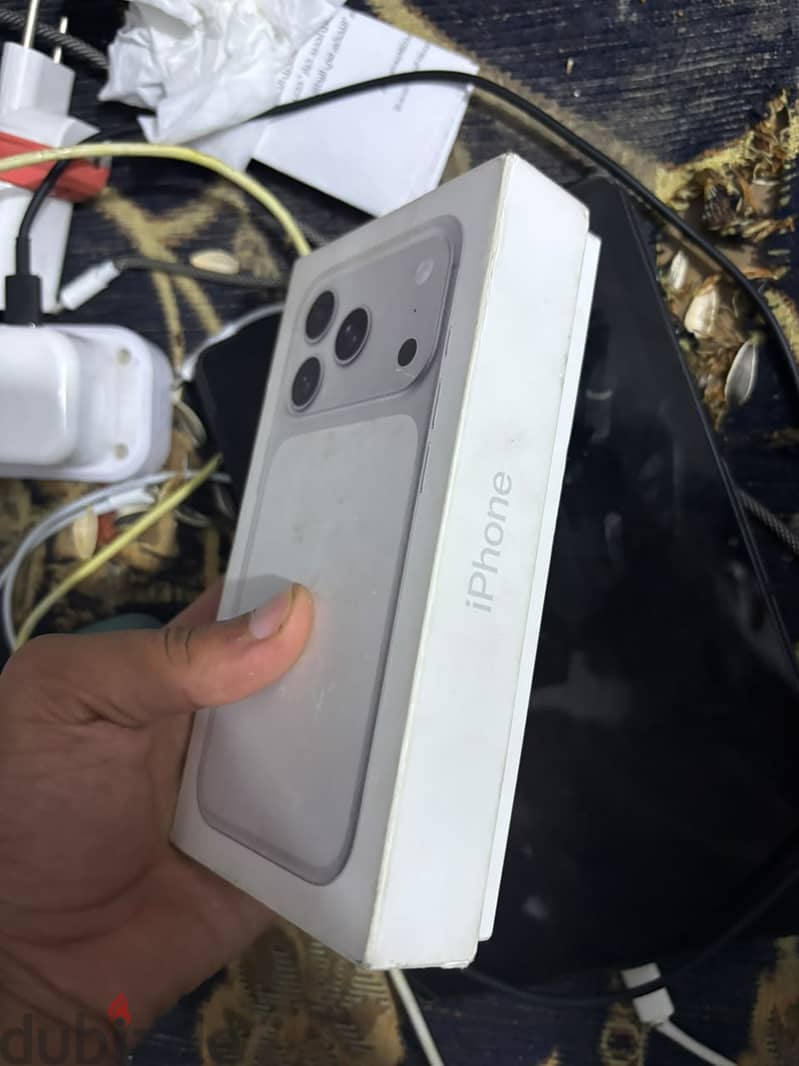 iPhone 17 pro 3