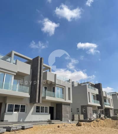 شقة للبيع مع حديقة في موقع متميز بمدينة الشيخ زايد (مشروع V Levels من شركة Dunes)، بنظام التقسيط.
