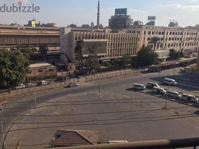 شقه للايجارفي وسط البلد امام محطه السكه الحديد - 100م بالفرش من المالك