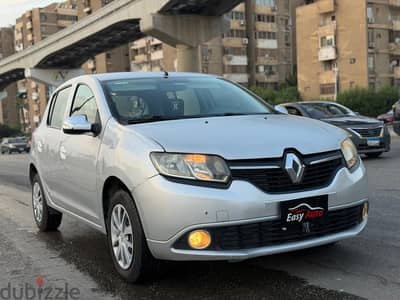 Renault Sandero 2015