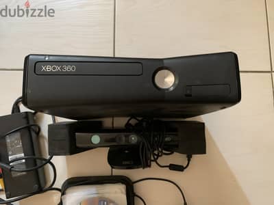 Xbox 360 250GB + 2 Controllers + lots of games
