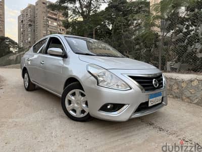 Nissan Sunny 2022