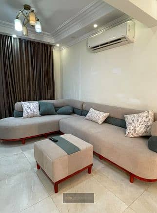 Fully Furnished Ground Floor Apartment with Garden for Rent in District 8 – Sheikh Zayed | 190 sqm