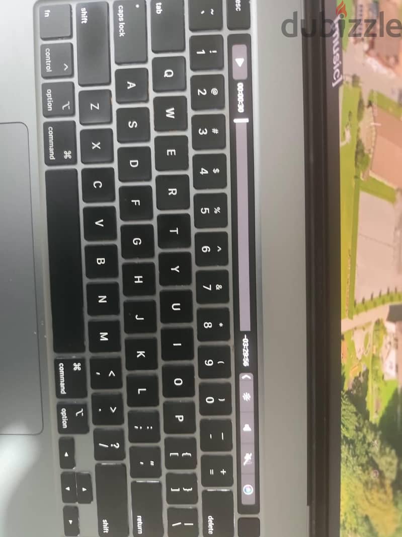 Macbook pro 2019 i7 1