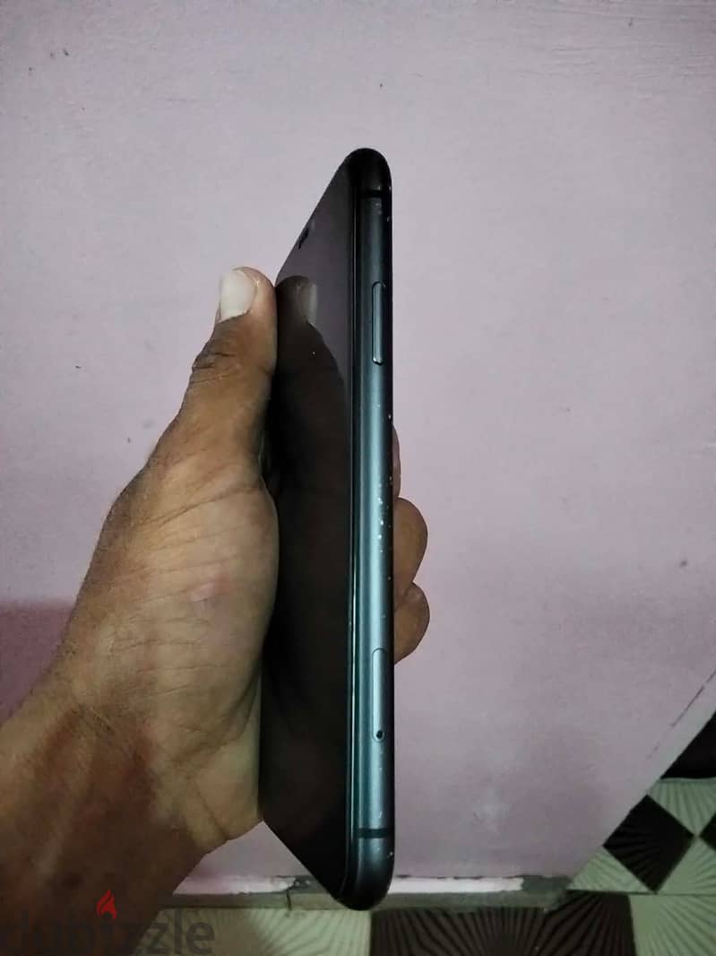Apple - iPhone 11 1
