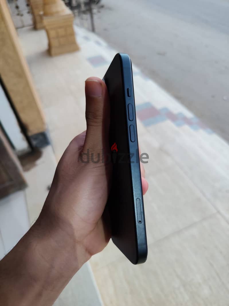 Apple - iPhone 15 2