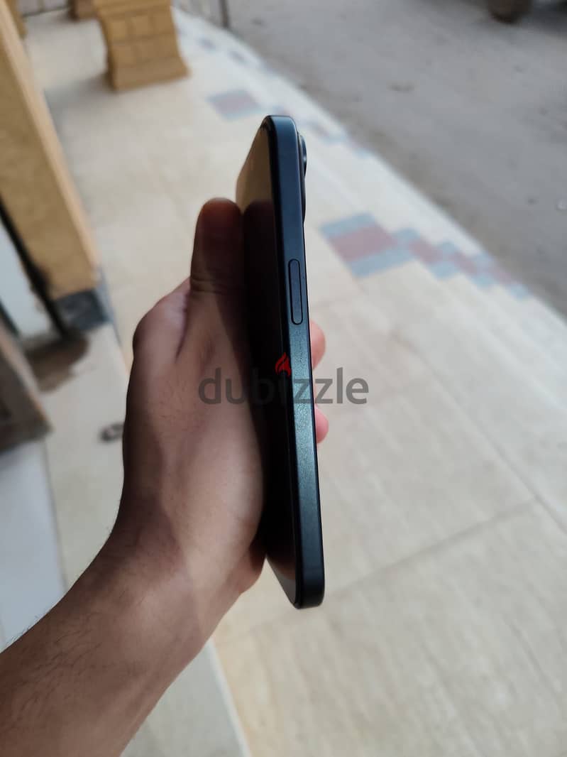 Apple - iPhone 15 5