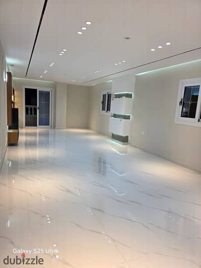 VIP Apartment in the Strongest Location in the Pyramids Gardens, Gate 4 – Horus Gate Main Street – Area A