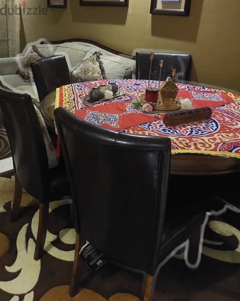 Dining table 4