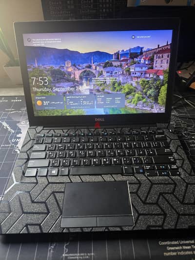 لاب توب Dell latitude 7280 . core i7 . Ram8 . ssd256 M. 2. d